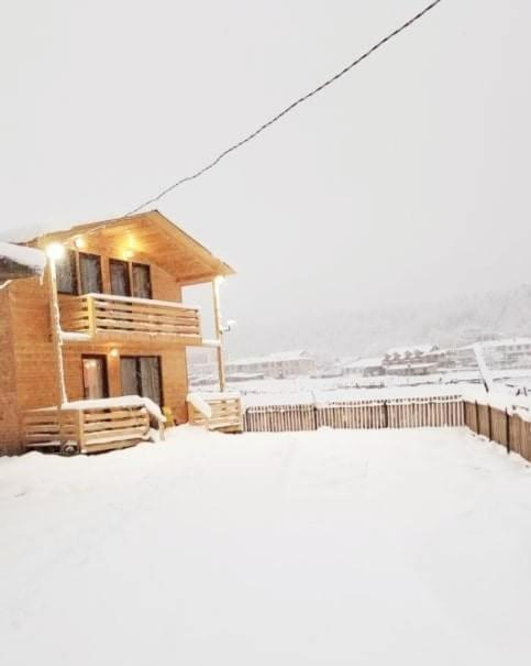 Villa GabLile Mestia Esterno foto